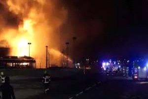 البحرين تُحبط الهجوم وتُخمد الحريق.. الدفاعات الجوية تتصدى لموجات إيرانية متتالية