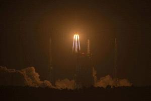 الصين تعزز شبكة الإنترنت الفضائي بإطلاق الدفعة الـ21 من أقمار المدار المنخفض