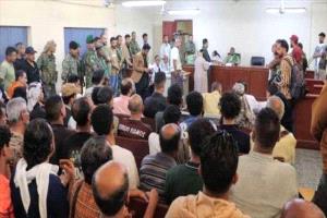 محكمة صيرة تصدر حكمًا بالإعدام في قضية مقتل سائق باص بكريتر