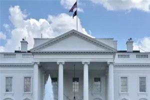 البيت الأبيض: فتح مضيق هرمز مفتاح استقرار الاقتصاد العالمي