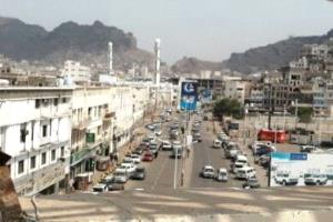 فاجعة في كريتر.. وفاة طفل بحجر شقيقه أثناء اللعب