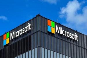 مايكروسوفت تواجه أسوأ ربع فصلي منذ 18 عاماً