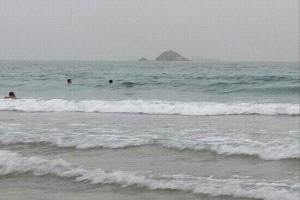 مدٌّ يعلو فوق الشواطئ.. عدن تحت تأثير ظاهرة فلكية متكررة