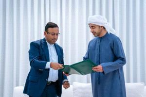 محمد بن زايد يتلقى رسالة خطية من رئيس وزراء بنجلاديش