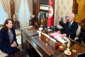 جدل حول اتفاقيات الطاقة في تونس يسبق إقالة وزيرة الصناعة