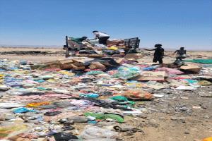 شبوة: إتلاف 5 أطنان من مواد غذائية منتهية ضمن حملة رقابية في عتق