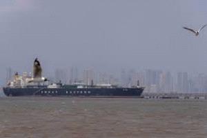 باريس ترفض رسوم مضيق هرمز وتؤكد: حرية الملاحة حق غير قابل للتقييد