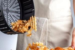 أطعمة يُنصح بتجنبها في القلاية الهوائية.. وأخطاء شائعة تقلل كفاءتها