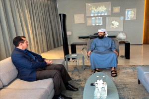 المحرّمي ووزير الدفاع يناقشان في الرياض توحيد القوات وتعزيز الجاهزية العسكرية