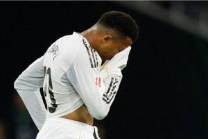 مهاجم ريال مدريد مبابي يعاني من إجهاد في العضلة الخلفية
