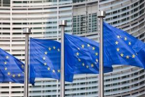 الاتحاد الأوروبي و"آسيان" يؤكدان ضرورة احترام حرية الملاحة في مضيق هرمز