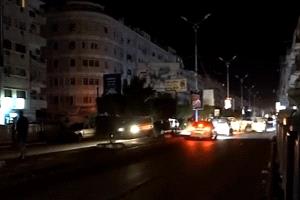 “انقطاع الكهرباء في عدن يفاقم معاناة المرضى ويعطل الأعمال”