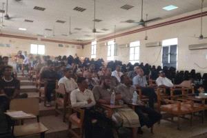 كلية ردفان الجامعية تنظم فعالية بمناسبة اليوم العالمي للغة الإنجليزية