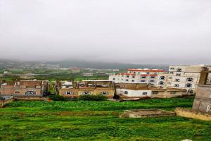 مقتل سيدة طعنًا في إب واختفاء ابنتها يثير الغموض والتحقيقات مستمرة