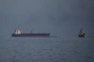 مخاوف عالمية بعد تهديد ترامب: سباق لإعادة الملاحة في هرمز