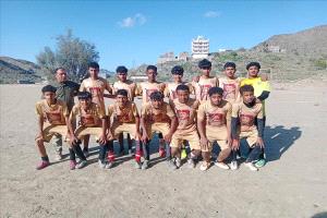 فلسان تحسم الصدارة بثنائية نظيفة وترافق الشعب إلى نصف النهائي