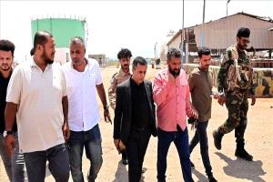 اللجنة المكلفة بمتابعة شؤون تفقد منشأة غاز البريقة لضبط الاختلالات وتعزيز التموين