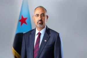 الزُبيدي ينعى شيخ قبائل نهد: رحيل رمزٍ قبلي وخسارة لحضرموت