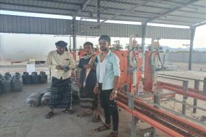 لجنة ميدانية تضبط فوضى الغاز في الوضيع وتفرض إجراءات صارمة لإنهاء التلاعب