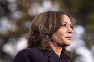 هاريس تهاجم قرار الحرب: أمريكا تُساق إلى مواجهة لا يريدها شعبها