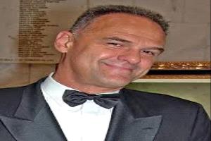 وفاة أسطورة كرة السلة البرازيلية أوسكار شميدت عن 68 عاماً