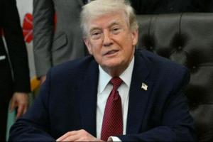 ترامب يمدد وقف إطلاق النار مع إيران ويؤكد استمرار الحصار بانتظار مقترح تفاوضي