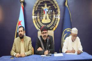 الشيخ اليزيدي يؤكد لمشايخ أبين أهمية وحدة الصف لإسناد الانتقالي والقوات الجنوبية 