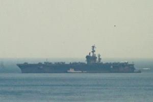 واشنطن تكسر الخطوط الحمراء: عبور بحري أمريكي مباشر في مضيق هرمز