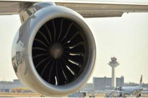 إيطاليا تقيد وقود الطائرات وسط أزمة إمدادات مرتبطة بتوترات الشرق الأوسط