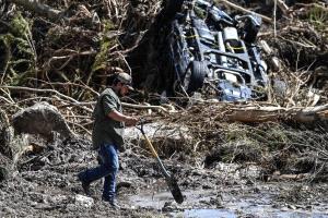 عواصف عنيفة تضرب تكساس وتخلف أضراراً واسعة