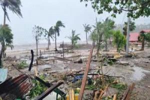 إعصار مايلا يضرب بابوا غينيا الجديدة ويخلّف قتلى ونزوحًا واسعًا