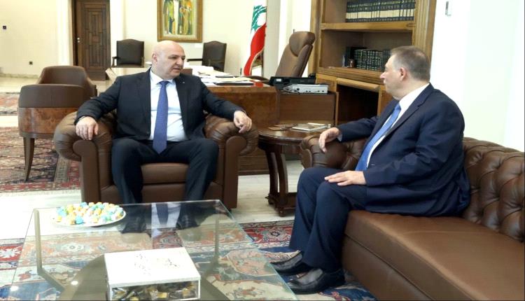 توقيف السفير الفلسطيني السابق في بيروت بطلب من رام الله على خلفية قضايا فساد
