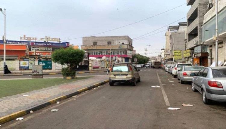 عدن.. العصيان المدني يتواصل لليوم الثاني وسط استجابة شعبية للمطالب الخدمية