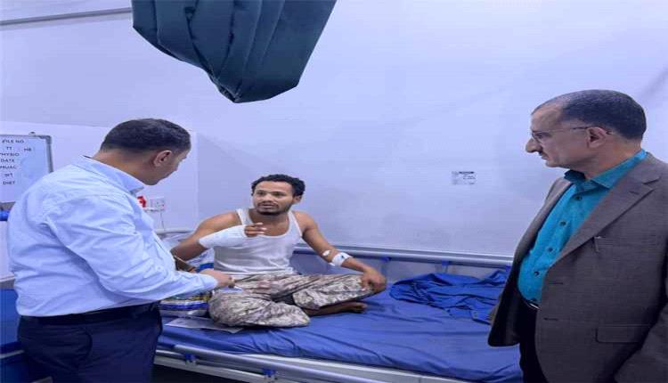 زيارة تفقدية لمصابي اللواء الرابع حزم في العاصمة عدن