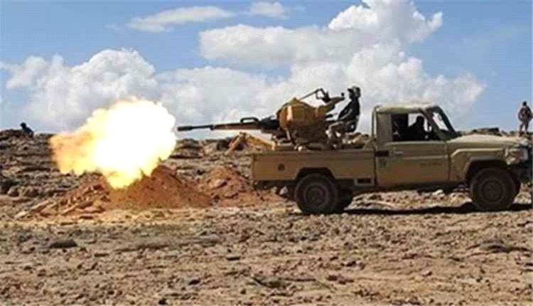 مصرع قيادي حوثي وإصابة آخرين في ضربات جوية غربي تعز