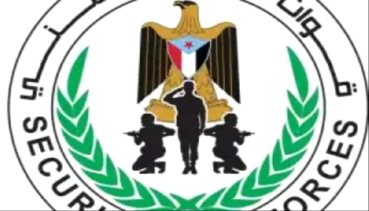 إدارة أمن أحور تنهي قطع الطريق الدولي وتعيد حركة المرور