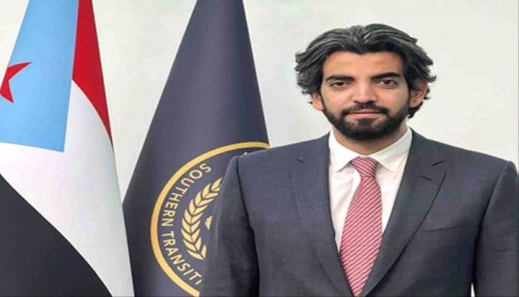 البيض يحذر من تهديدات تهريب السلاح الحوثية على أمن باب المندب