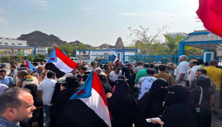 تنسيق جديد لتعزيز السلامة المرورية وتنظيم طرق العاصمة عدن