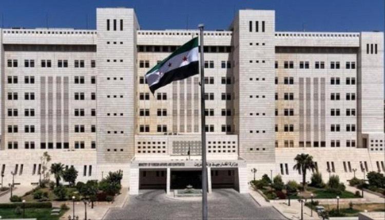 سوريا تندد بضربة إسرائيلية استهدفت مركبة مدنية بريف دمشق