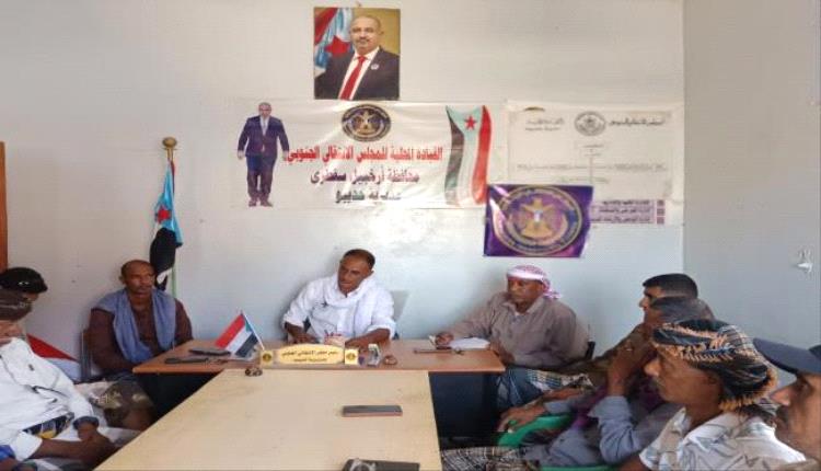 استمرار العصيان المدني في عدن الثلاثاء للمطالبة بتحسين الخدمات وصرف المرتبات