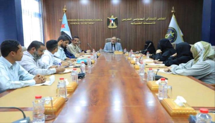 سياسية الانتقالي تستنكر التضييق على النقابات الجنوبية وتؤكد دعم الحراك الشعبي