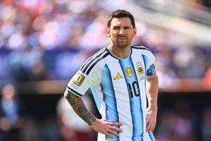 ميسي يتبرّع لإعادة إعمار مناطق الحرائق بمدريد