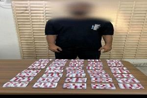 مكافحة المخدرات بعدن تضبط شابًا بحوزته 40 شريطًا من البريجابالين في دار سعد