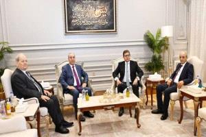 رشاد والشيخ يبحثان تطورات الضفة وترتيبات الانتخابات الفلسطينية