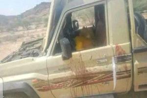 نجاة قيادي بالحزام الأمنِي ومقتل مرافقه في كمين مسلح بأبين