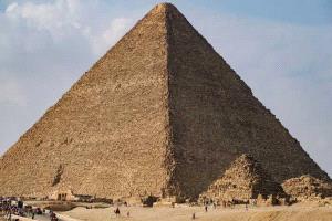 ليس 7 أو 8 درجات زلزال قريب قد يهدد هرم خوفو
