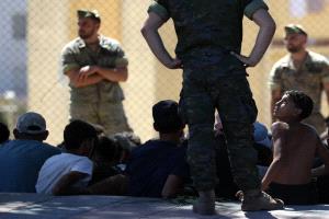 إسبانيا تهدد بإجراءات مضادة في حال لم ترفع إيطاليا قيوداً حدودية