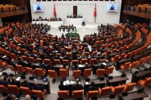 البرلمان التركي يبحث قانوناً لتنظيم عودة مقاتلي حزب العمال الكردستاني للحياة المدنية