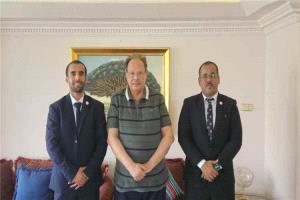 علي ناصر محمد يؤكد دعمه للحوار الجنوبي ويبحث مع المركز الثقافي اليمني البلجيكي جهود السلام