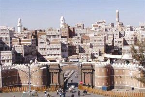 تحركات حوثية غامضة في صنعاء وسط اختفاء قيادات وتشديد أمني